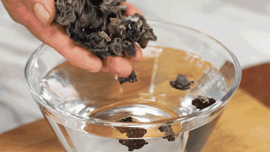 隔夜水、隔夜菜不致癌!真正不能隔夜吃的是它!