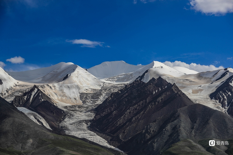 攀登玉珠峰:雪山巍峨 星河闪耀