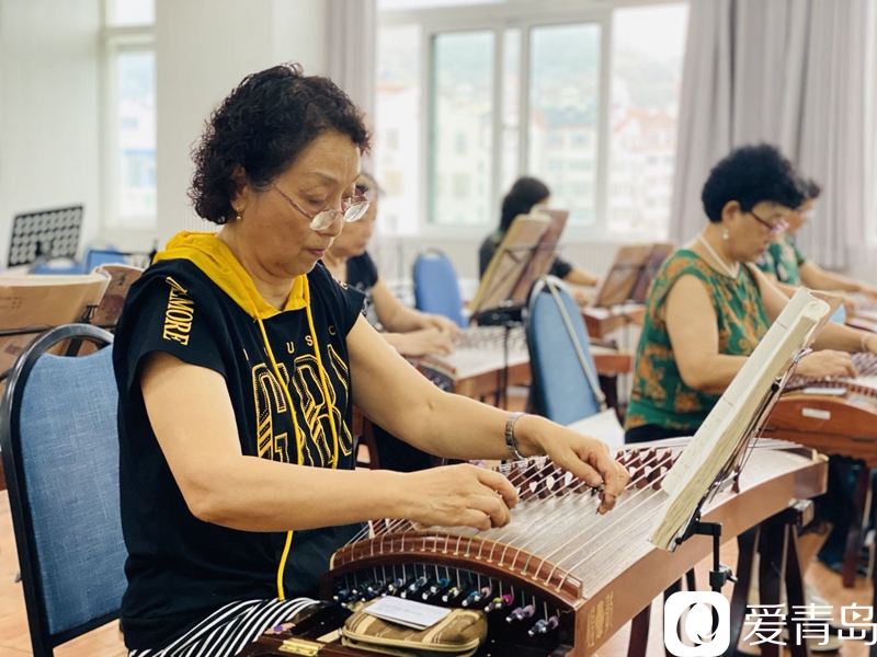 退休不褪色坚守红色初心青岛市老年大学正式开学