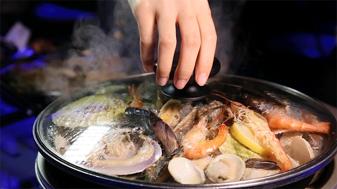 吃得越饱,走得越早?两种表现可能预示你吃太多!当身体发出这个信号时,请放下食物~