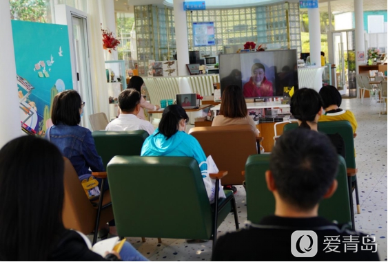 青岛哲学季读书会带你活成一束光