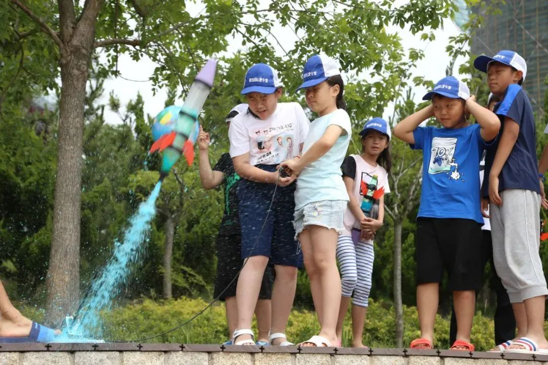参与“我爱祖国海疆”读行夏令营 一起把成长写进蓝天海风里