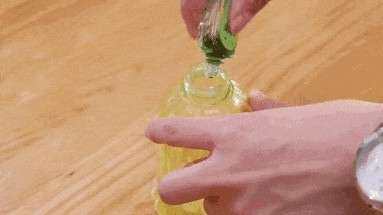 夏天家家备用的风油精和清凉油，90%的人都用错了！