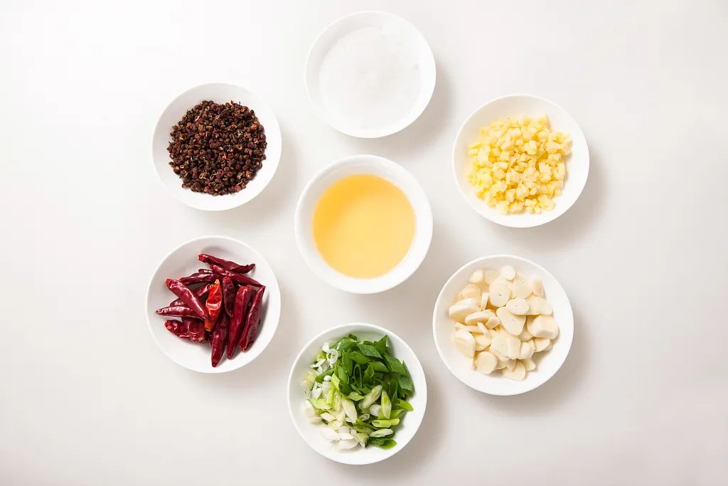 盐吃多了等于慢性自杀，吃得过少易生病，这5个烹饪技巧让家人吃出健康