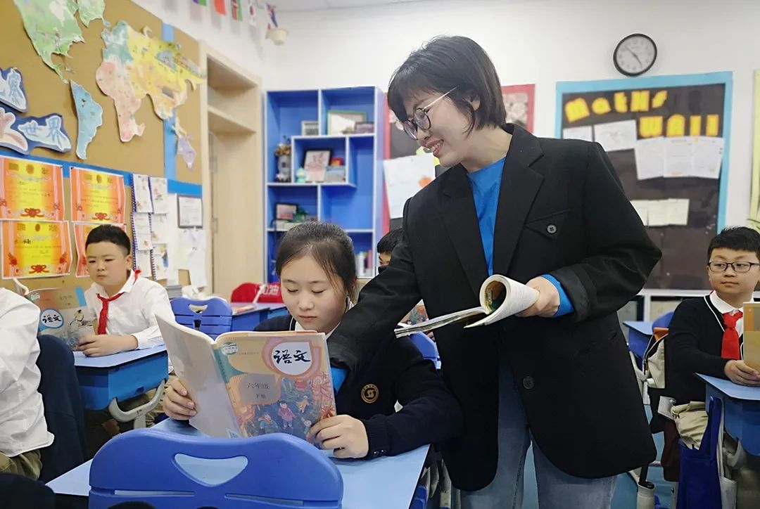 超银年度人物来啦！他们点亮了学生的人生！
