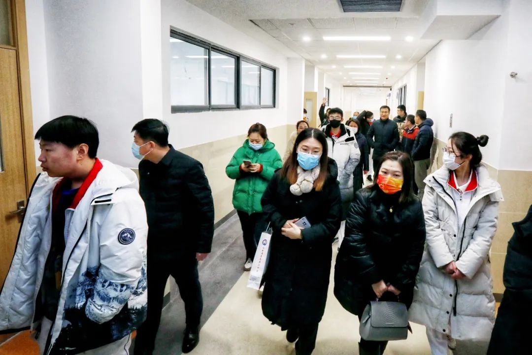 新学期,一起向未来!青岛三中开展首探新校活动