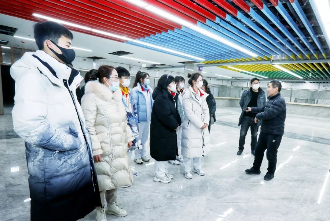 新学期,一起向未来!青岛三中开展首探新校活动