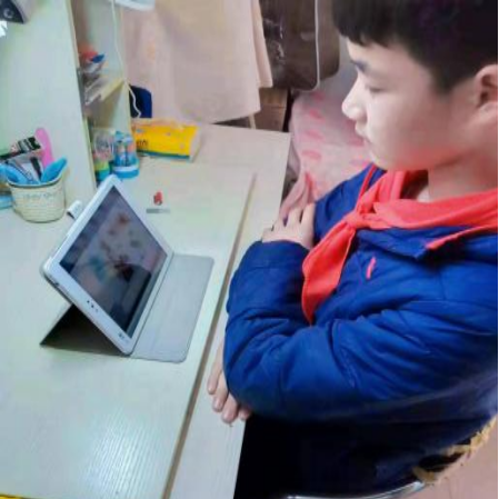 同心战疫！“云”端升旗仪式，有力量！