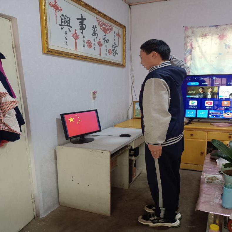 同心战疫！“云”端升旗仪式，有力量！