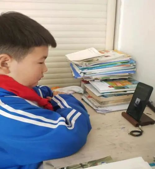 同心战疫！“云”端升旗仪式，有力量！