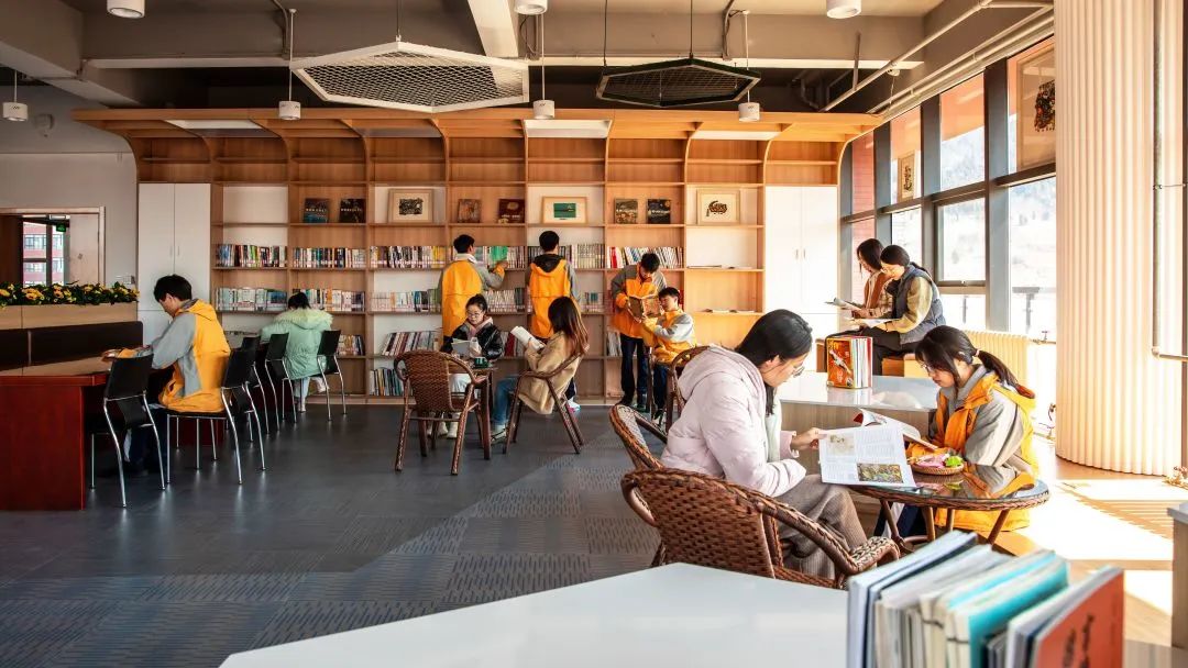 相约六十八，书写属于你的青春