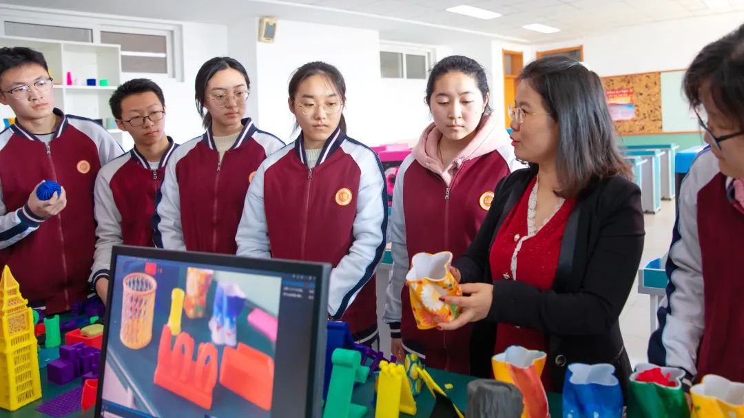相约六十八——打造科技创新特色教育