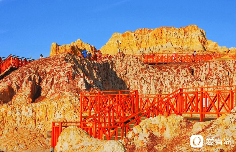 行走中的风景:红妆绿林五彩滩 走进柔情与苍劲的世界