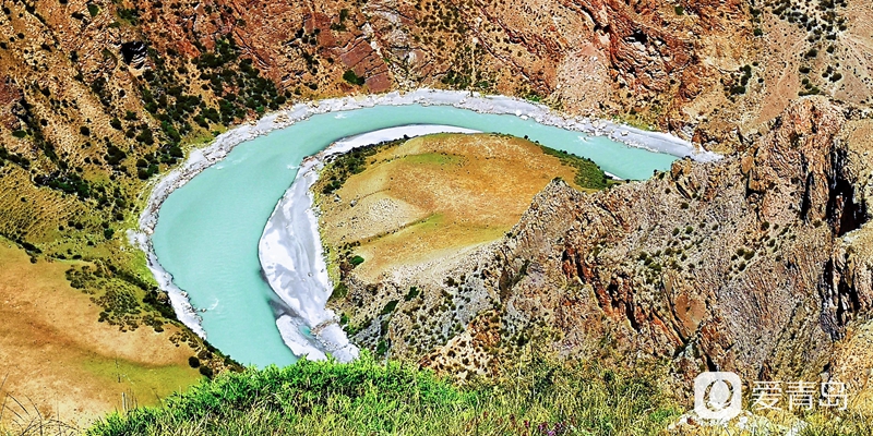 行走中的风景：穿行山脊上的莽原 来喀拉峻感受原始的自然之美