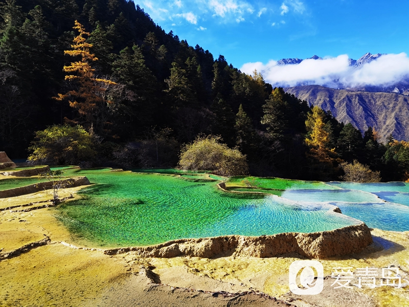 行走中的风景:高山上的碧玉 遗落人间的七彩瑶池