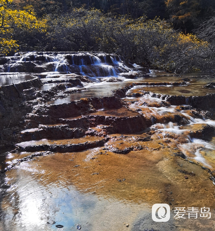 行走中的风景:高山上的碧玉 遗落人间的七彩瑶池