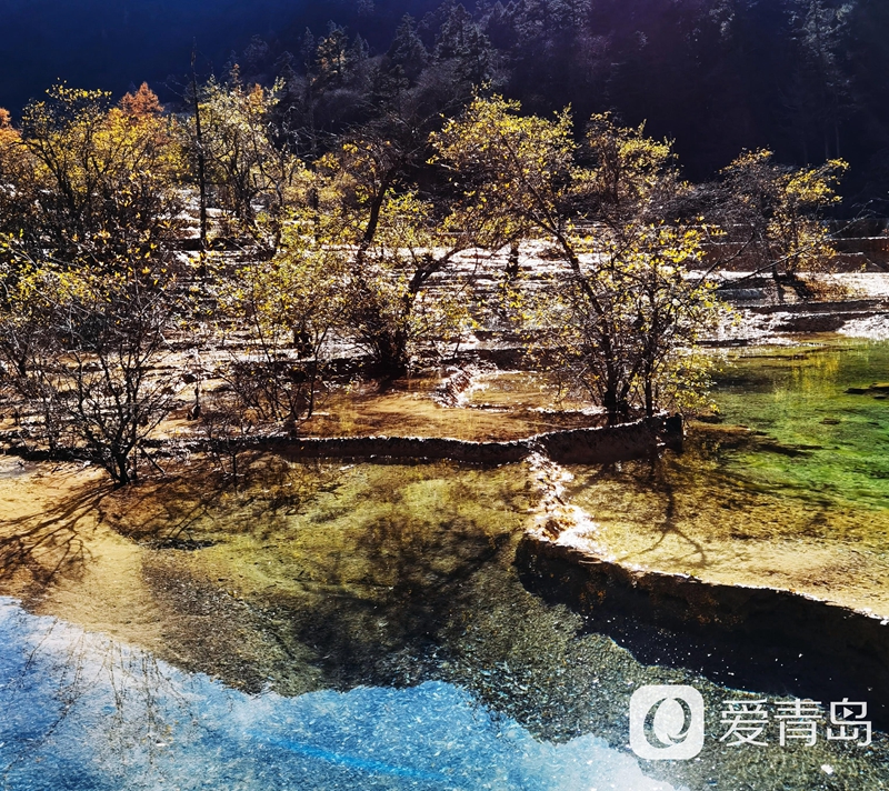 行走中的风景:高山上的碧玉 遗落人间的七彩瑶池