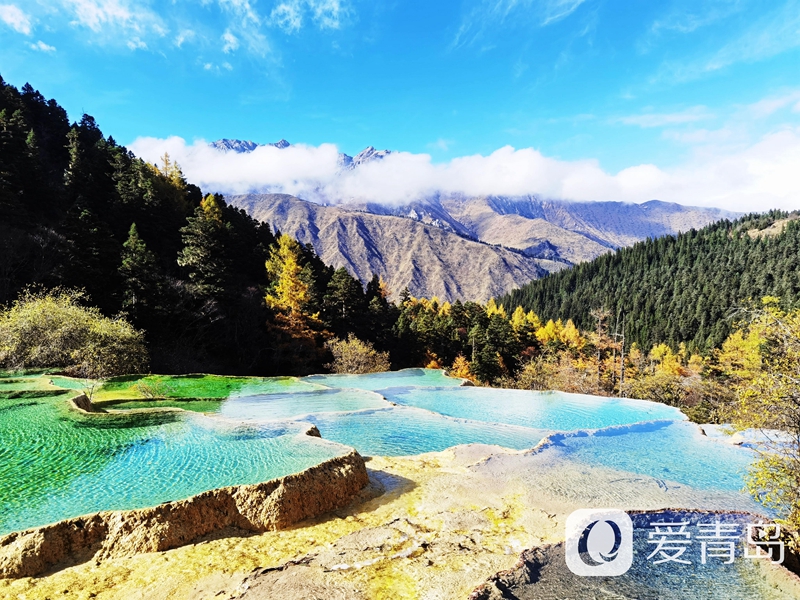 行走中的风景:高山上的碧玉 遗落人间的七彩瑶池