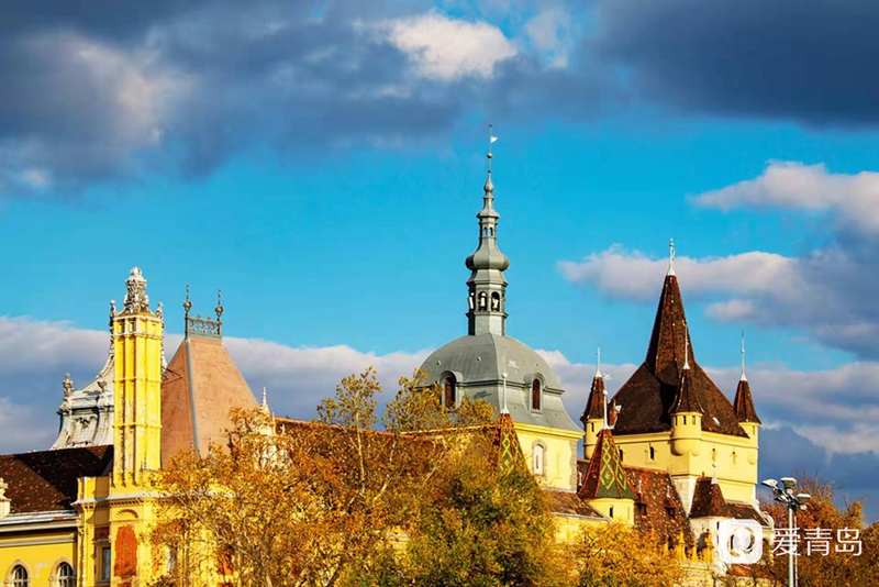 行走中的风景:多瑙河畔的璀璨明珠 漫游绝美布达佩斯
