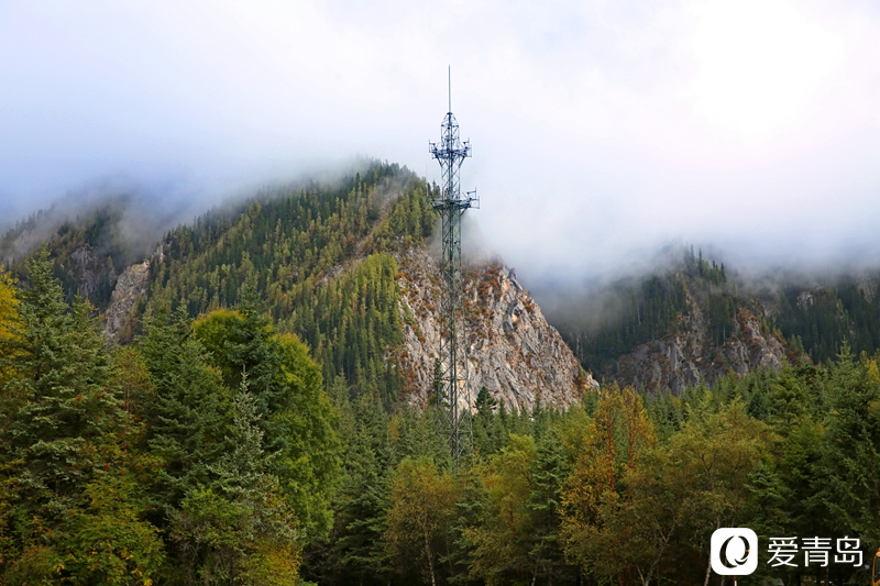 行走中的风景:悠游天府之国沉醉斑斓九寨