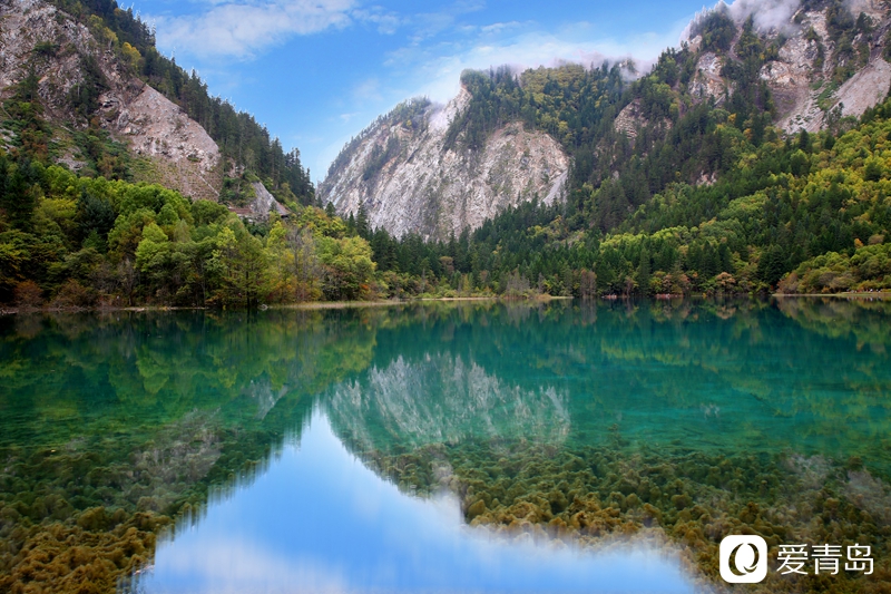 行走中的风景:悠游天府之国沉醉斑斓九寨