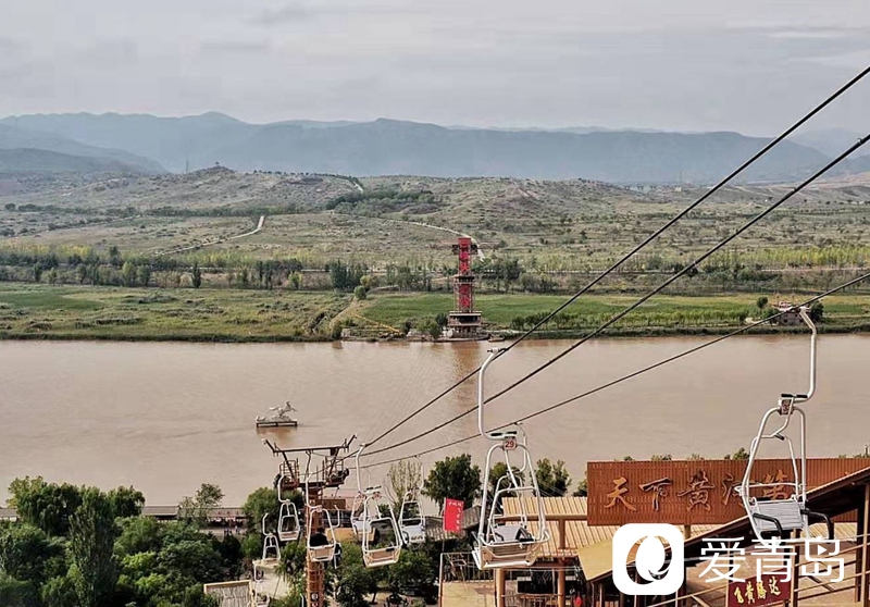 行走中的风景：大漠无疆长河长 驼铃声声美酒香