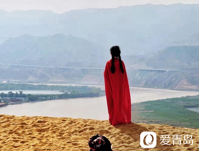 行走中的风景:大漠无疆长河长 驼铃声声美酒香