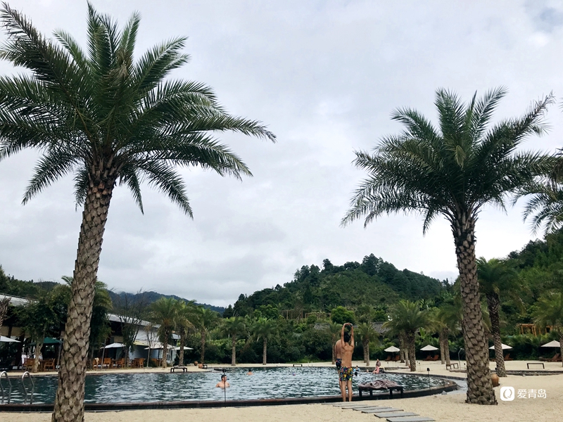 行走中的风景:云南边陲小城 领略异域风情