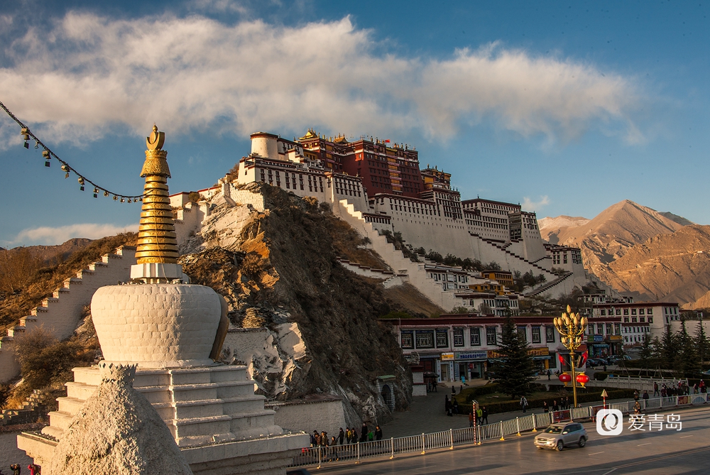行走中的风景:在世界屋脊 邂逅被桃花唤醒的春天
