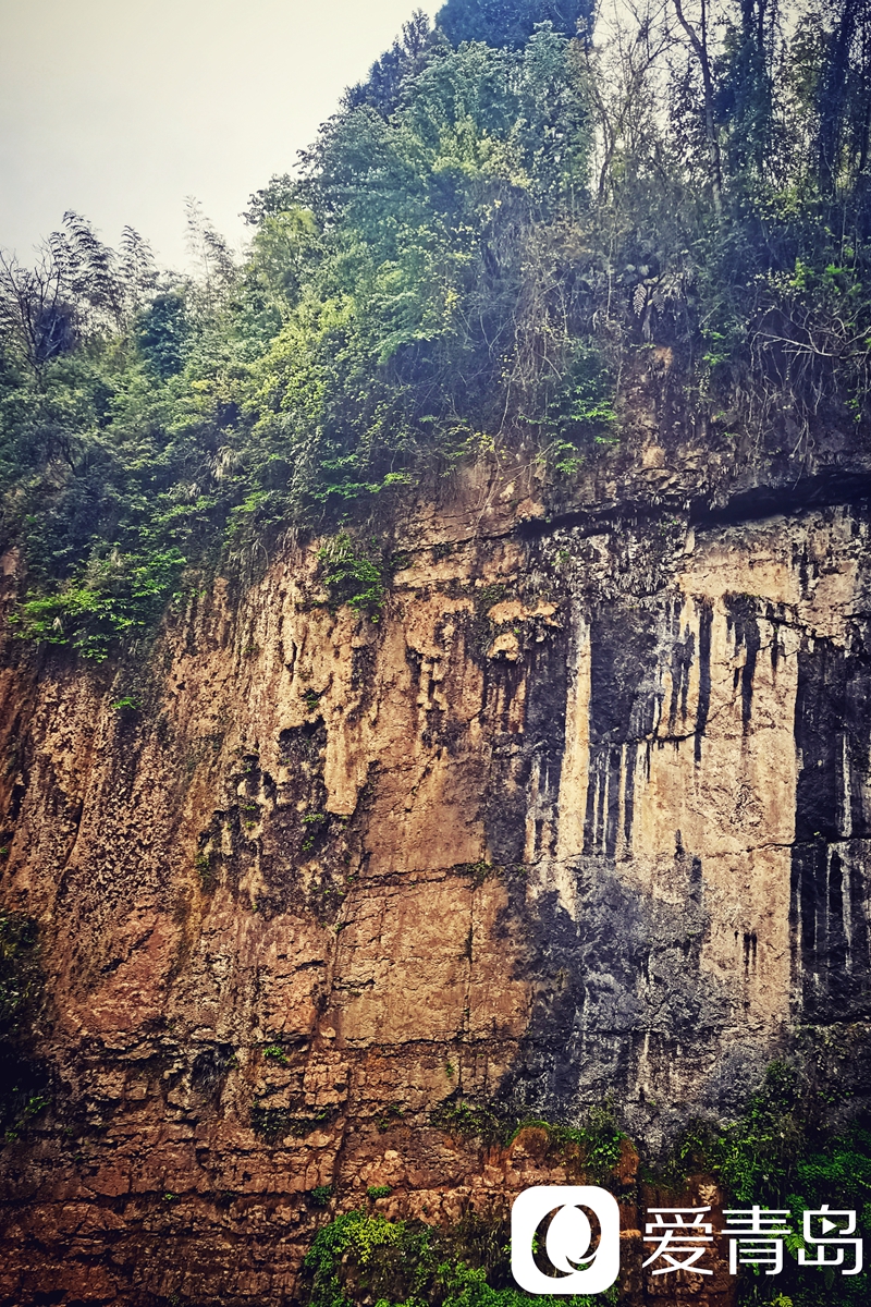 行走中的风景:穿行地心谷,藏在峡谷中的世外桃源