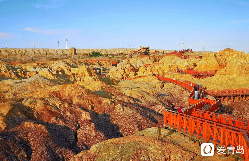 行走中的风景:绝美绚丽五彩滩柔情与苍劲的完美融合