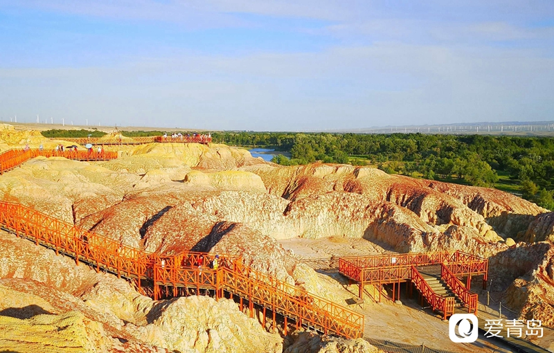 行走中的风景：绝美绚丽五彩滩柔情与苍劲的完美融合