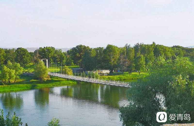 行走中的风景:绝美绚丽五彩滩柔情与苍劲的完美融合