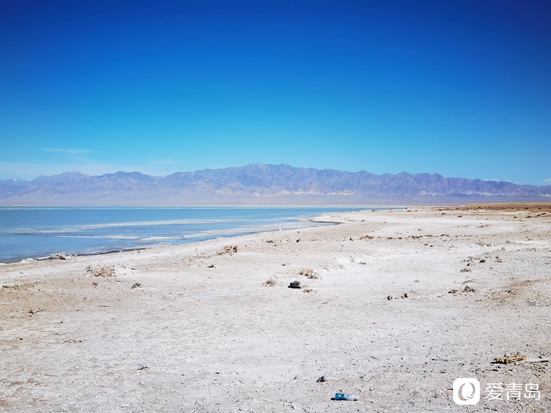 行走中的风景:绝美水上丹霞 群山环抱的人间仙境