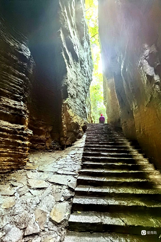 行走中的风景:施恩峡谷大冒险 北纬30°的自然馈赠