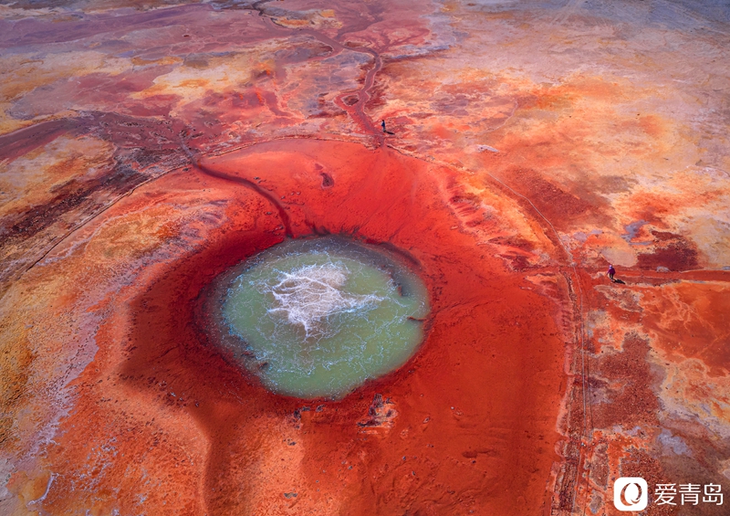 行走中的风景:风光无限青海行 揭秘戈壁深处的“恶魔之眼”
