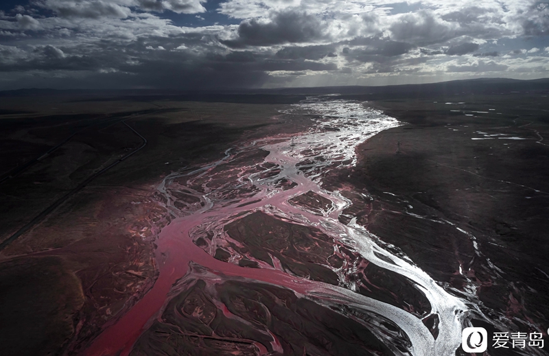 行走中的风景:风光无限青海行 揭秘戈壁深处的“恶魔之眼”