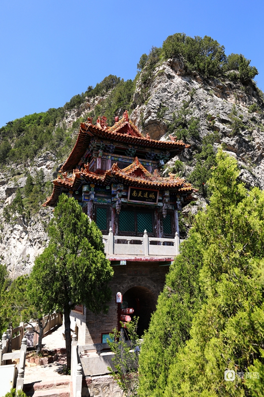 行走中的风景: 品华夏文明 游俊美山西