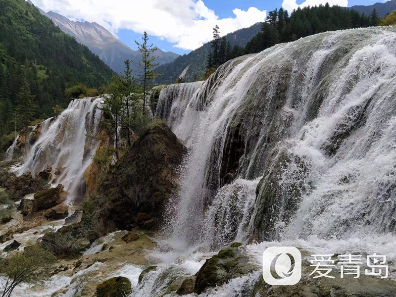 行走中的风景:秋韵九寨沟 绿水青山间的人间秘境