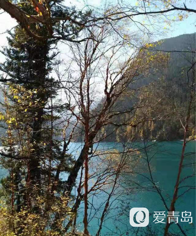 行走中的风景：秋韵九寨沟 绿水青山间的人间秘境